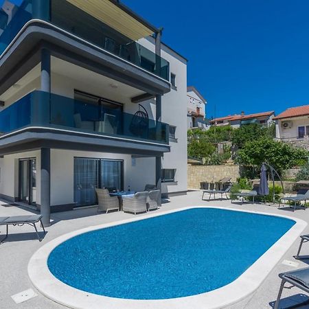 PUY Modern Apartments With Shared Pool Near The Sea מראה חיצוני תמונה