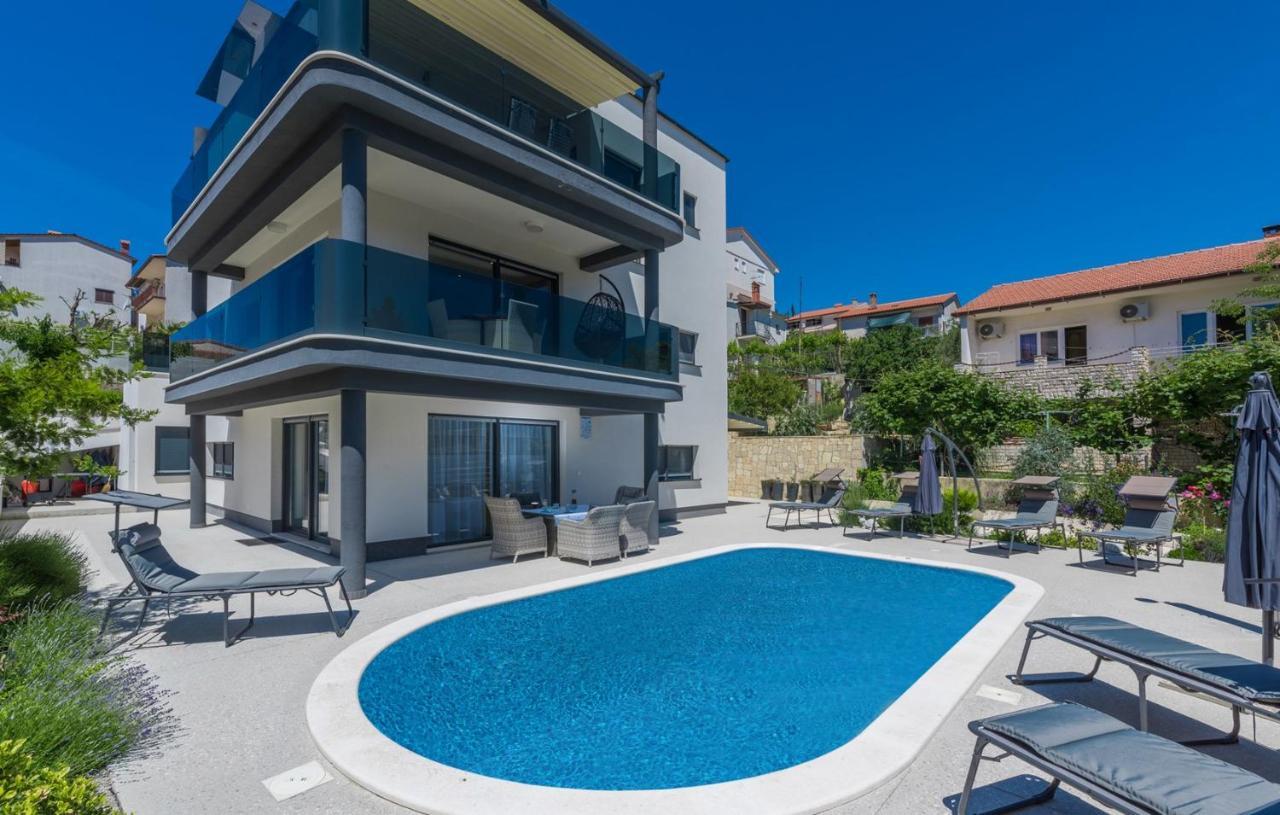 PUY Modern Apartments With Shared Pool Near The Sea מראה חיצוני תמונה