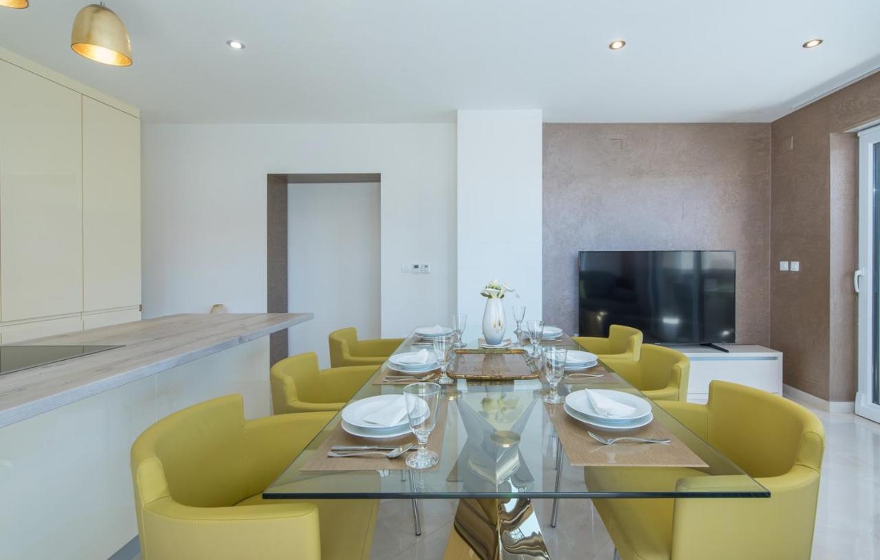 PUY Modern Apartments With Shared Pool Near The Sea מראה חיצוני תמונה