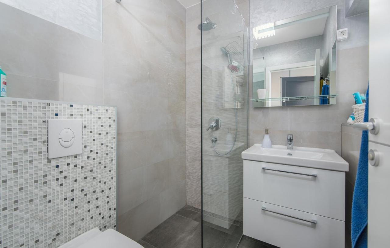 PUY Modern Apartments With Shared Pool Near The Sea מראה חיצוני תמונה