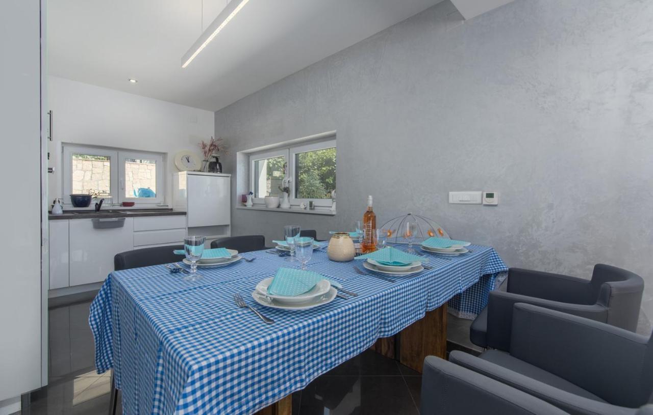 PUY Modern Apartments With Shared Pool Near The Sea מראה חיצוני תמונה