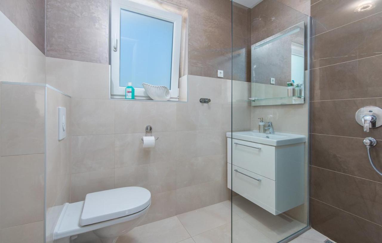 PUY Modern Apartments With Shared Pool Near The Sea מראה חיצוני תמונה
